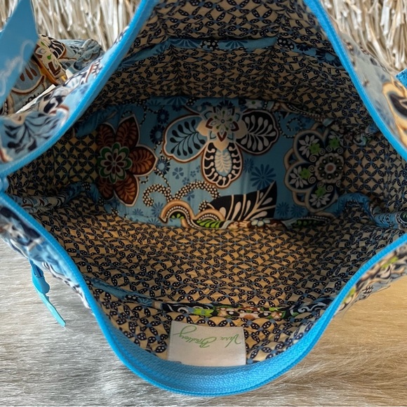 VERA BRADLEY Bali Blue 2009 On The Go Crossbody Commuter Blue Brown Zip Top - Picture 11 of 14